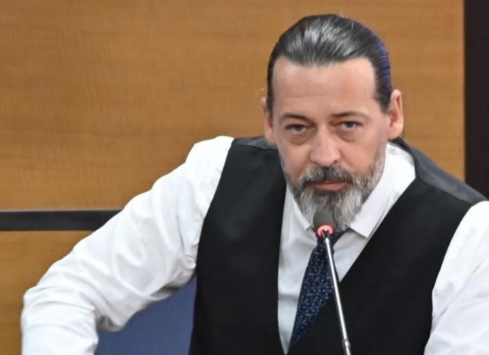 LAJMI I FUNDIT – Lirohet Gëzim Sveçla, Gjykata refuzon kërkesën për caktim të masës së arrestit shtëpiak