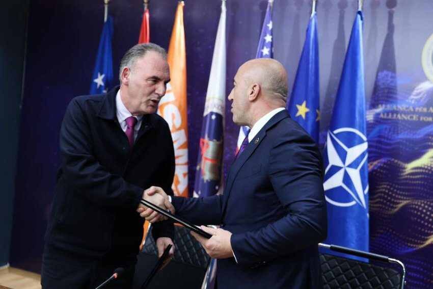 Ekskluzive: Lista e deputetëve të AAK-së dhe Nismës, kaq vende ka siguruar partia e Limajt